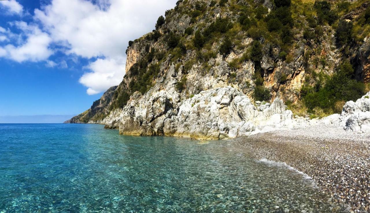 By The Sea In Scario Lejlighed Eksteriør billede